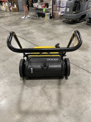 Tornado SWM 31/9 Manual Push Sweeper NEW