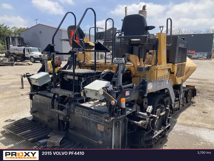 Used 2015 VOLVO PF4410 Asphalt Pavers Michigan US | Proxy Equipment #1388650