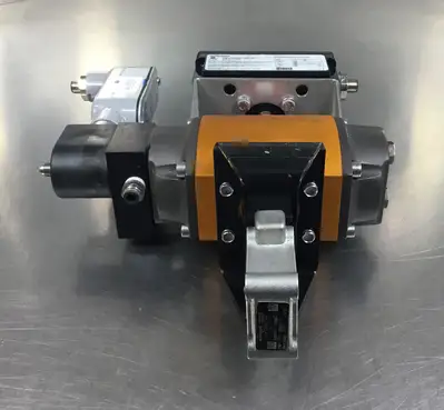 USED Flowserve Worcester Controls 10 39 SW 24D R6