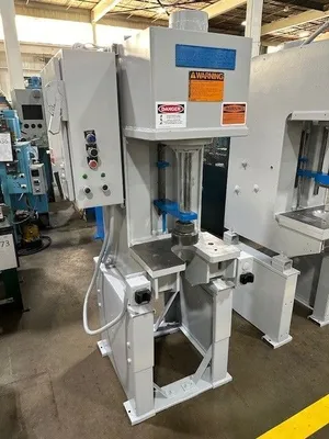 1984 MULTIPRESS WR65 C Frame and Gap Frame Press | Kempler Machinery (1)