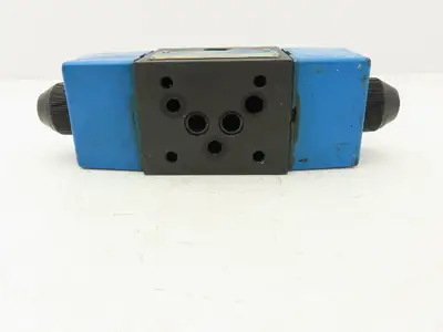 Used VICKERS _UNKNOWN_ Valves/Fittings Indiana US | Arrow Industrial #1316969