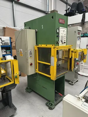 Used 2002 HARE 25HP Hydraulic Presses GB | Charter Auctions #1398553