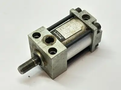 AVF11/8X3/8 | Tom Thumb  Pneumatic Cylinder 1-1/8" Bore 3/8" Stroke - Used