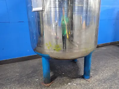 800 Gallons S/s Tank W/ Agitator