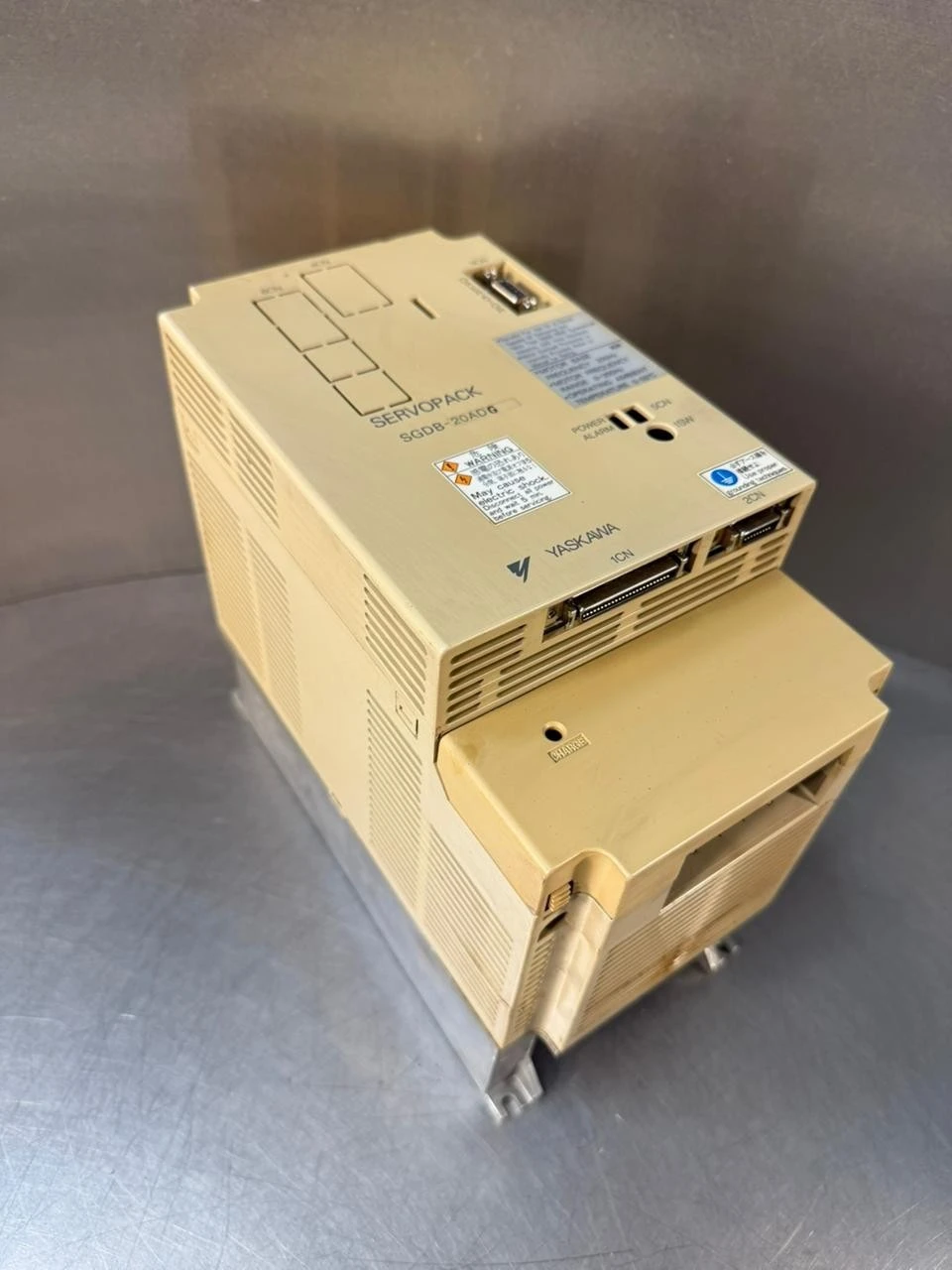 Yaskawa Servopack SGDB-20ADG IN 200-230V 3PH 12A OUT 0-230V (1.4.1)