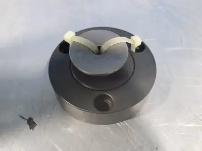 Unknown Rotary Lock