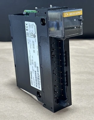 NEW Allen-Bradley 1756-OF4