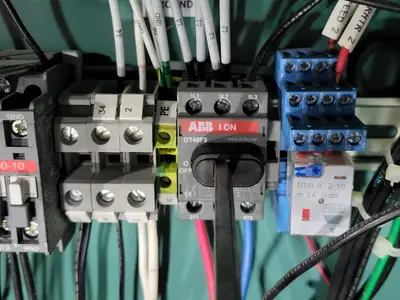 Control Panel w/ 2.0 KVA Transformer C2S7FY, 40A, 600V Disconnect Switch