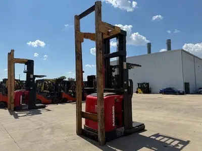 Used RAYMOND 560OPC30TT Misc Forklifts Illinois US | Somerset Equipment Sales #1542936