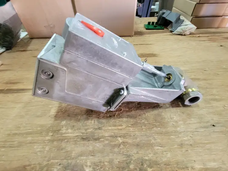 Used BARBER-COLMAN MC-421-0-0-1 Electric Motor Driven Actuators British Columbia CA | Lenmark #255452