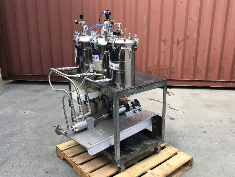 Used BINKS _UNKNOWN_ Paint Systems & Equipment Including Powder Coating Lines British Columbia CA | Lenmark #276756