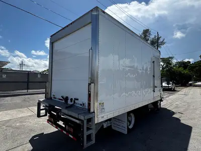 Used 2019 ISUZU NQR Reefer Trucks Florida US | Truck and Van Outlet #1509194