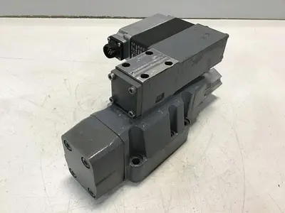 USED BOSCH 0 811 404 614