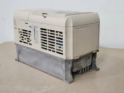 USED YASKAWA CIMR-E7U43P7