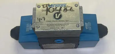 USED VICKERS DG4S4W012CB60