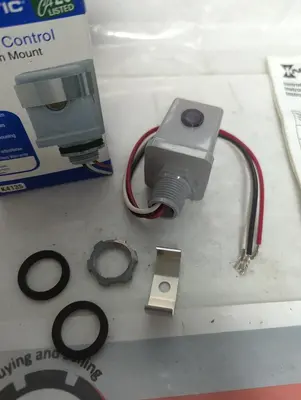 Used INTERMATIC K4135 Photoelectric Sensors Ohio US | Surplus Asset Holdings #1365538