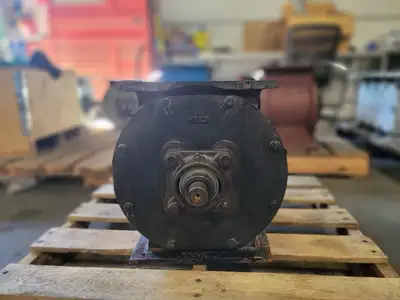 Rotary Airlock Valve Feeder, Cast Iron, Square Inlet, Chain Drive - Serial 11852