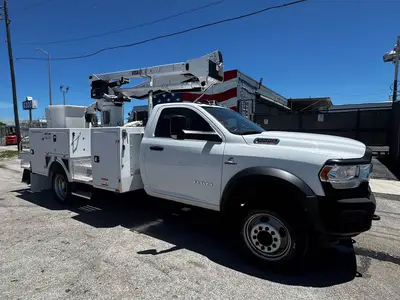 Used 2020 RAM 5500 Bucket (boom) trucks Florida US | Truck and Van Outlet #1509213