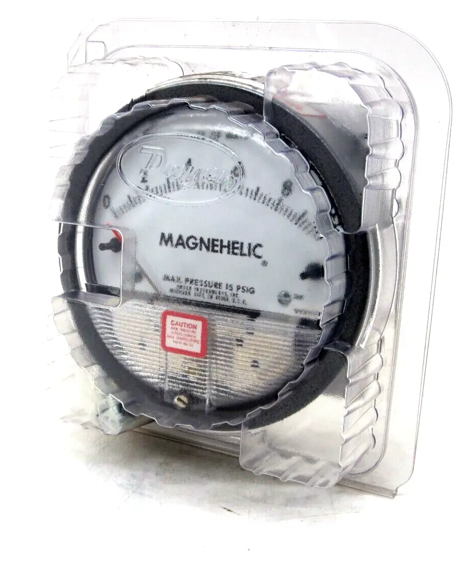 NEW DWYER 2010 PRESSURE GAUGE 0-10