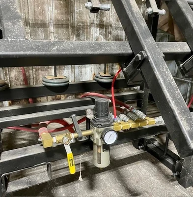USED RT PALLET EQUIPMENT THIRD MAN