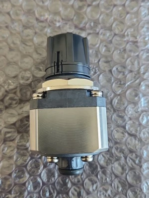 NEW SMC SRH3110-N02
