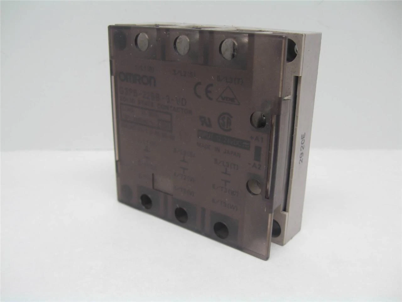 USED OMRON G3PB-225B-3-VD