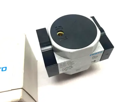 USED FESTO PNEUMATIC ON/OFF VALVE 3-16BAR 1/2" PORTS