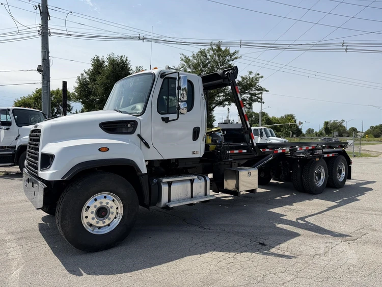 Used 2016 FREIGHTLINER 114SD Rolloff Trucks Texas US | Roll Off Truck World #1491821