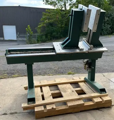 Used DODDS _UNKNOWN_ Woodworking Assembly Clamps Pennsylvania US | Highland Automation #1298418