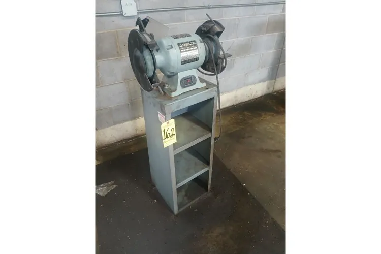 Used _UNKNOWN_ _UNKNOWN_ Pedestal Type Grinders (Double End) Ohio US | Thompson Auctioneers #1547155