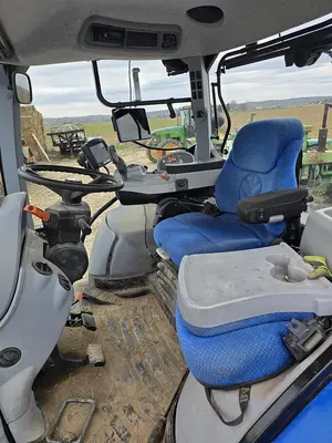 Used 2012 NEW HOLLAND T7.250 Agricultural Tractors Idaho US | Berry Machinery #910897