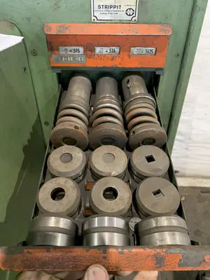 USED STRIPPIT 76001