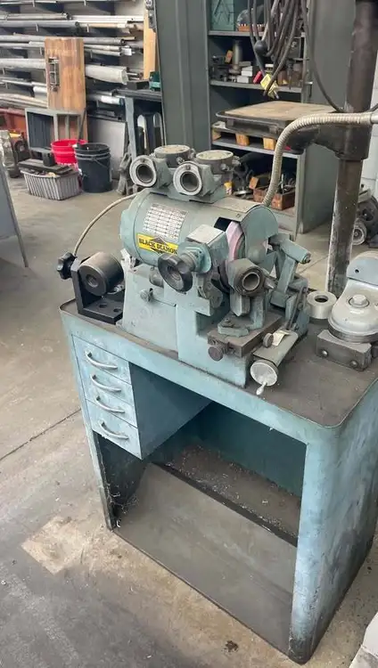 Used BLACK DIAMOND BW-85 Drill Grinders California US | PM Machines #1181114