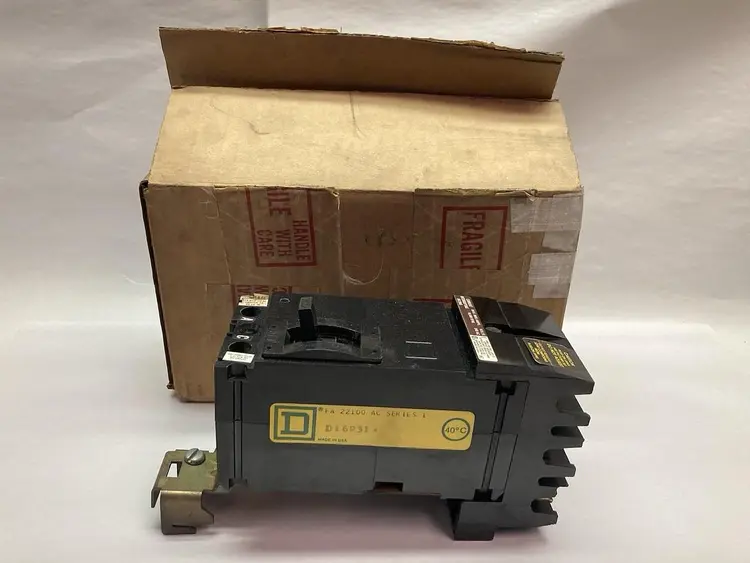 New | in-Stock SQUARE D FA 22100-AC Circuit Breakers | Surplus Asset Holdings #1189501
