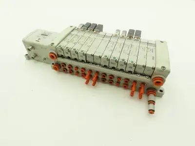 SMC EX250-SDN1 12-Station DeviceNet Manifold 8 Solenoid Valves 24VDC