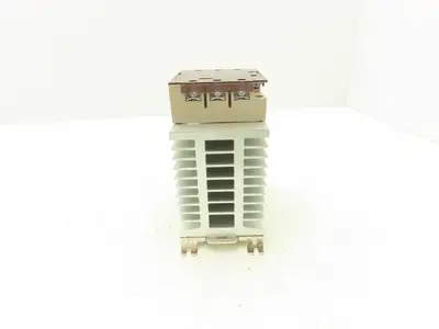 Omron G3PE-235B-3N Solid State Contactor For Heaters 3Ph 100-240VAC 35A