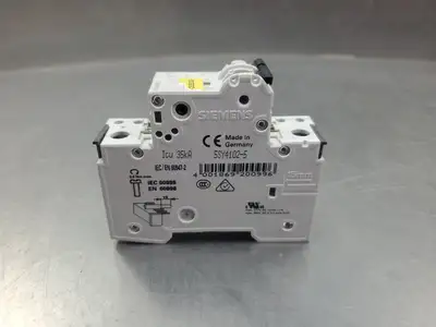 USED Siemens 5SY41MCBA6 Circuit Breaker w/5ST3010AS Auxiliary Circuit Switch