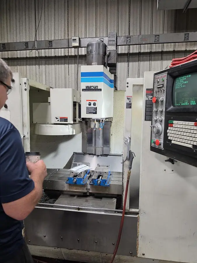 Used 1994 FADAL VMC4020 / 904-1 Vertical Machining Centers Minnesota US | Source Machinery Sales #1516851