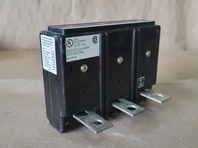 Used CUTLER-HAMMER KT3300T Switchgears British Columbia CA | Lenmark #239044