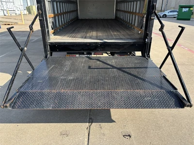 Used 2018 ISUZU VAN BODY TRUCK - DIESEL (2018) Box trucks Texas US | MachineryMax #1488266