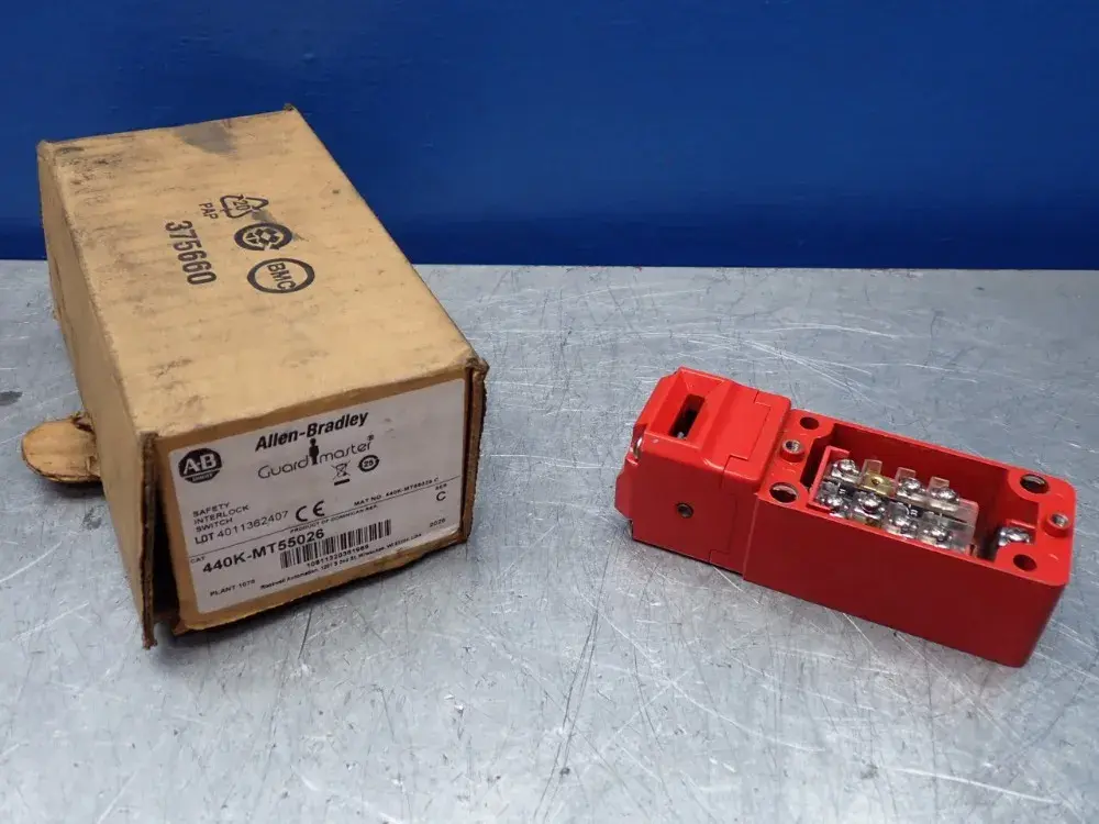 USED ALLEN BRADLEY 440KMT55026
