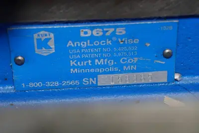 *4* Kurt Machine Vises