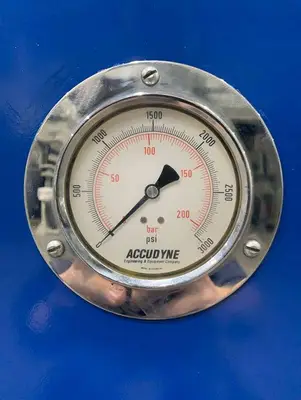 USED 2001 ACCUDYNE ACCUDYNE  PRESS