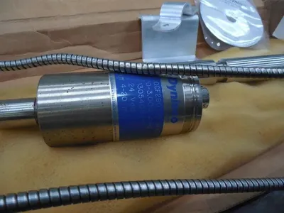 Dynisco DCF290-3M-8/60-B897-2M Remote Pressure Transducer New NIB