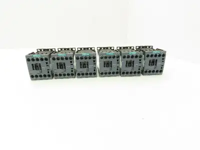 Siemens 3RT2015-1AF02 Contactor 7.5HP 3PH 575VAC 20A 2NC Lot of 6