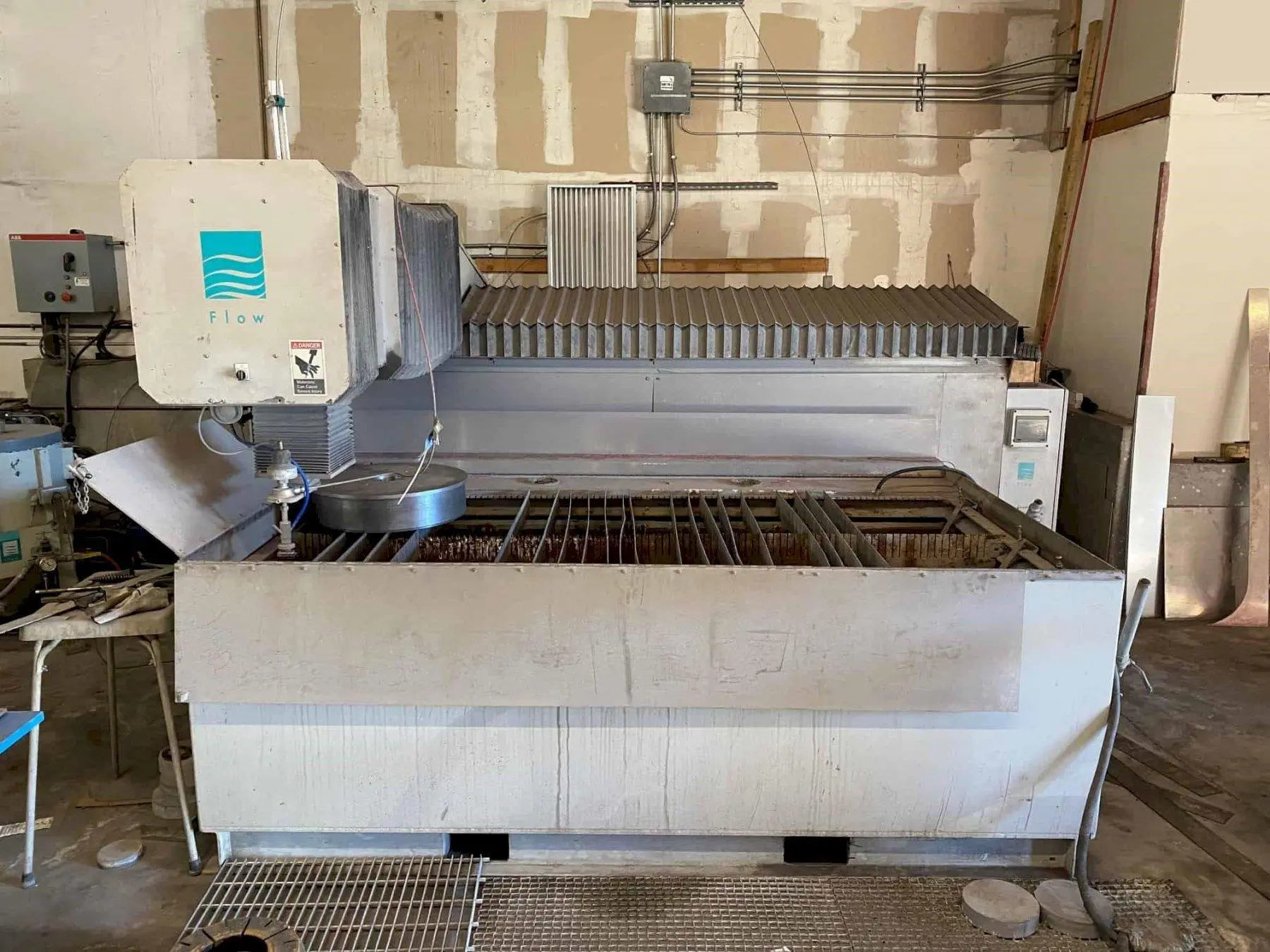 USED 2004 FLOW IFB 4800