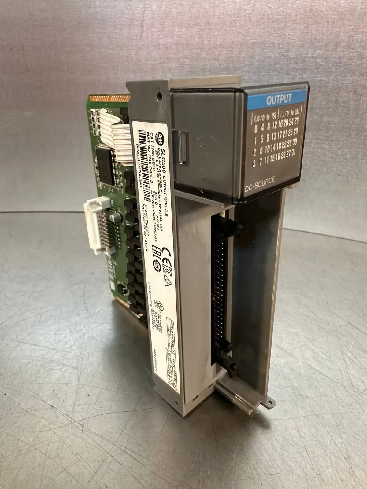 Allen Bradley 1746-OB32 /D SLC 500 DC Output 1746-0B32 (2.3.3)