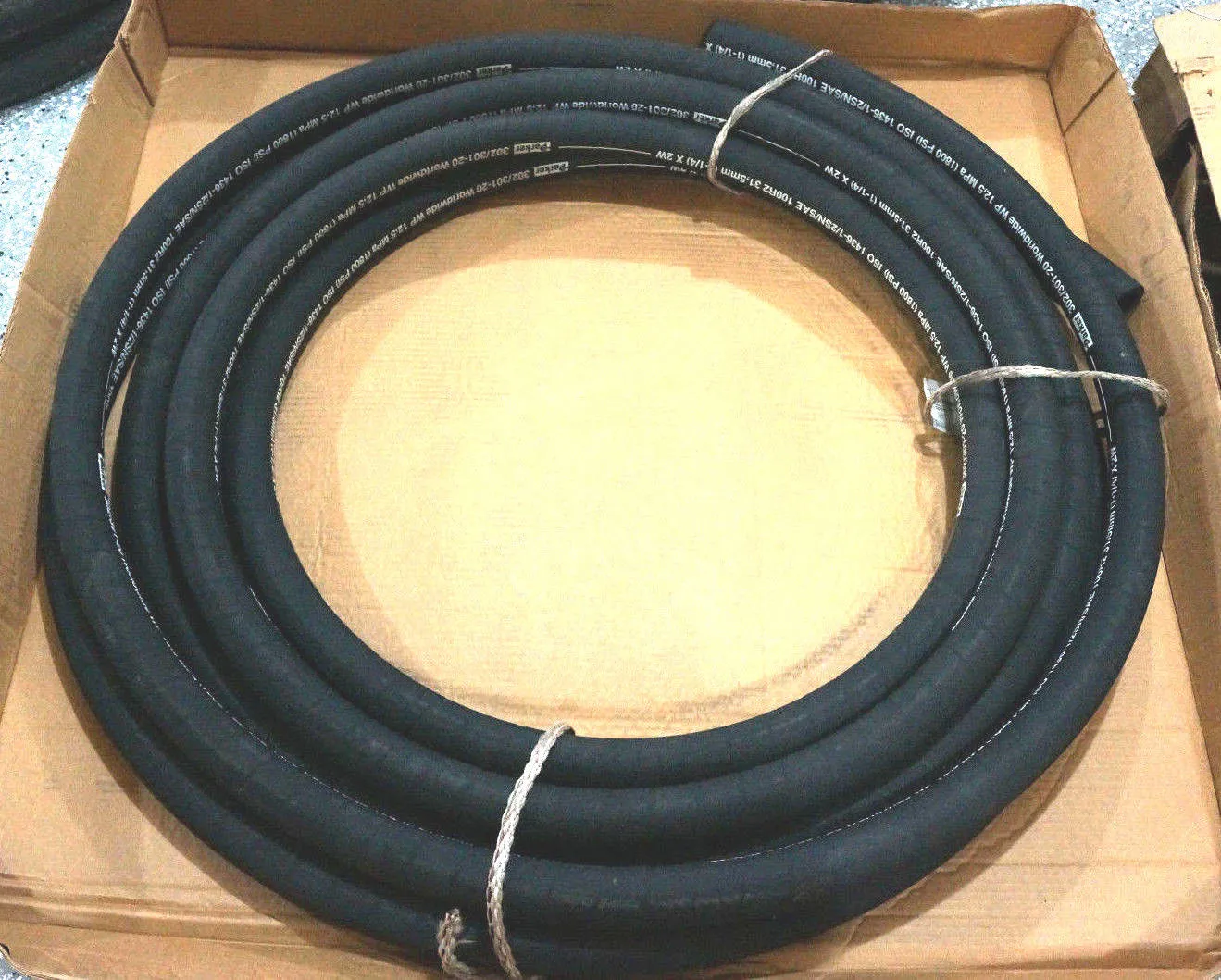 NEW PARKER 302-20 HYDRAULIC HOSE 1 1/4'' 50FT 3022020