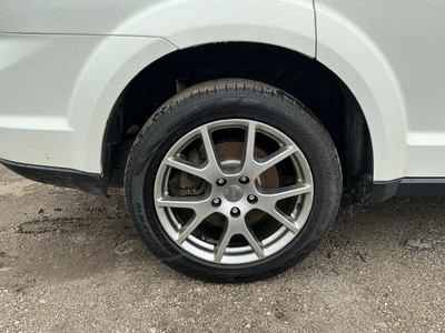 USED 2015 DODGE JOURNEY