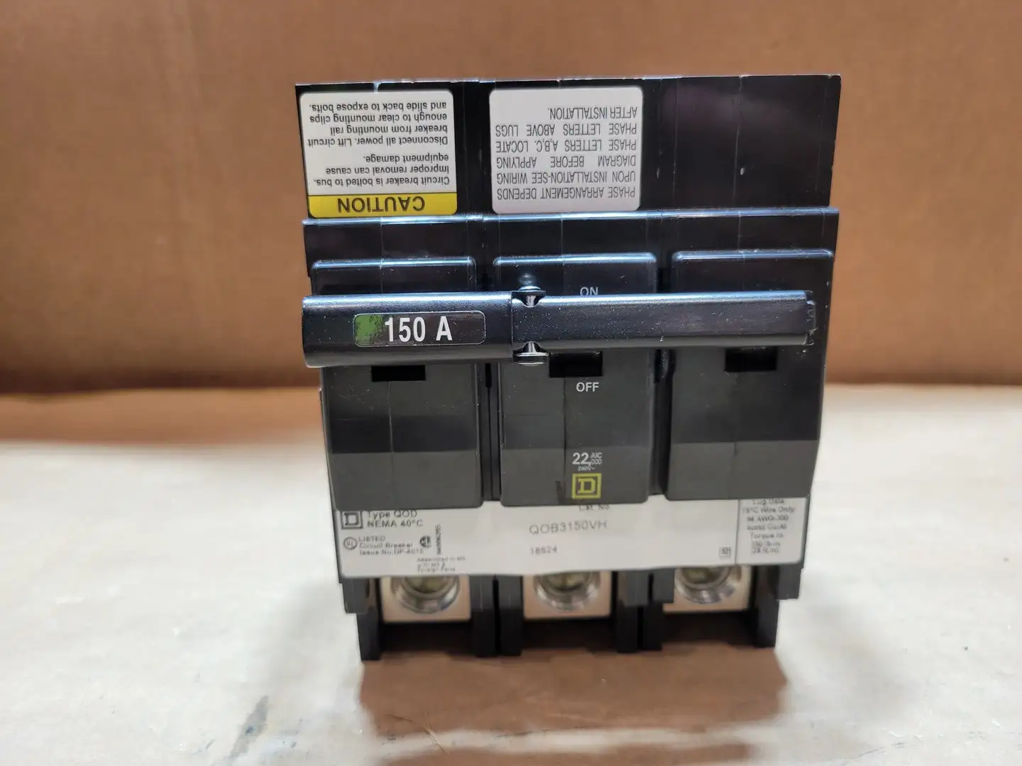 NEW SQUARE D QOB3150VH